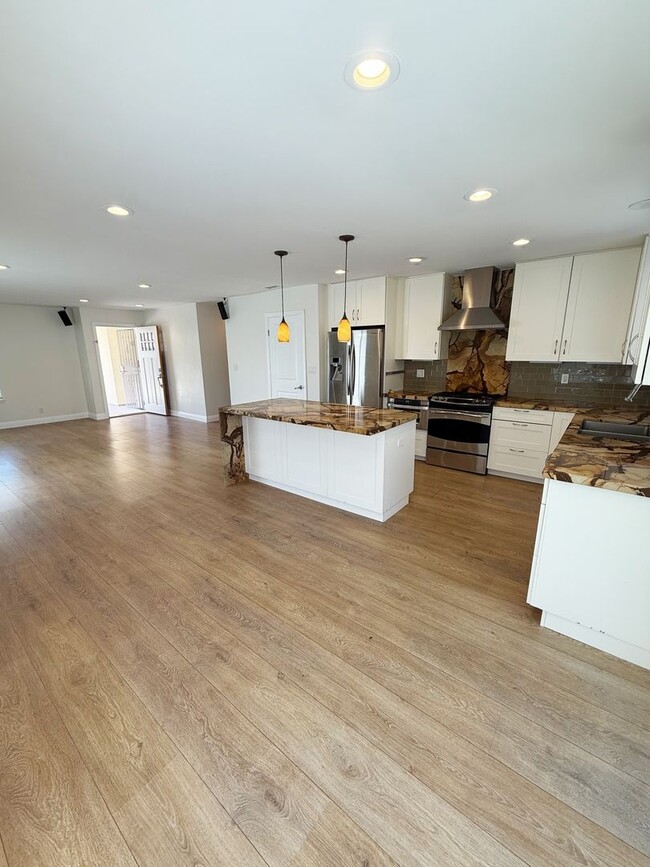 Photo - Beautifully Upgraded 4 Bed/2 Bath Single-L...