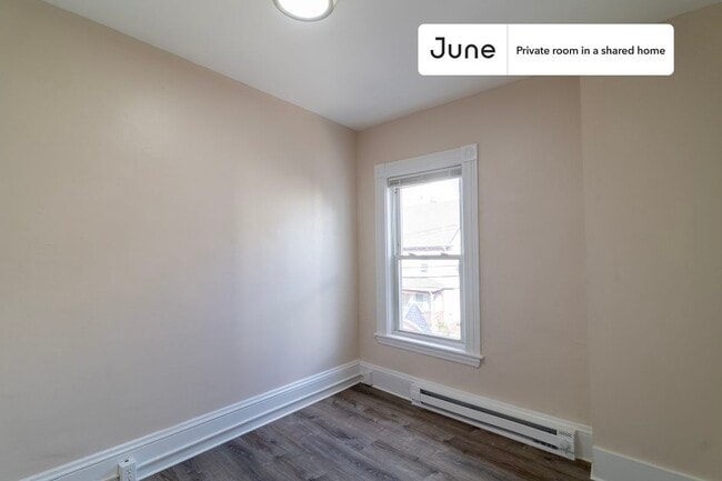 Photo - Room in Shared 7 bed/2 bath home Unidad B