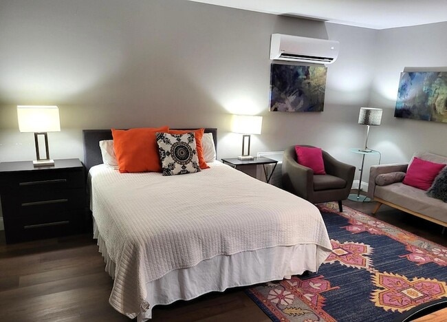 Photo - 815 Clay St Unidad Apt A