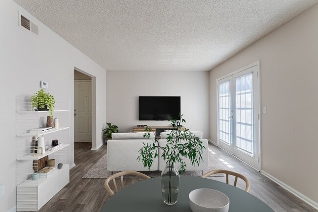 Photo - Hickory Lake