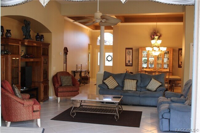 Photo - 1124 W Skyview Crossing Dr