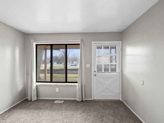 Photo - 32990 Truman Rd Unidad 32990