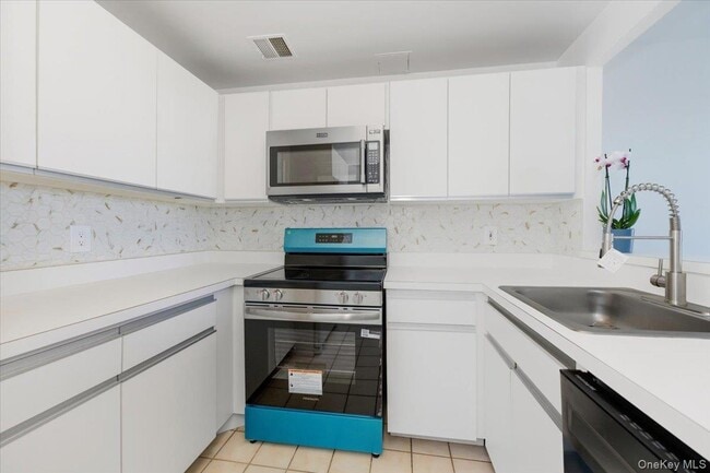 Photo - 100 W Broadway Unit 7C