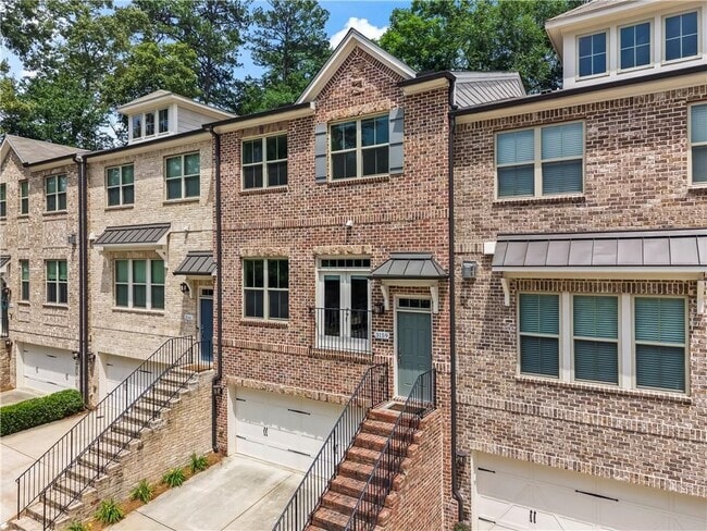 Building Photo - 3159 Rutter Dr