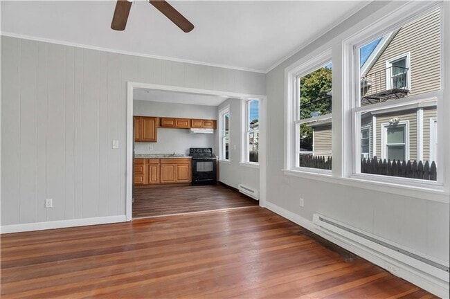 Photo - 109 Pocasset Ave Unidad 1