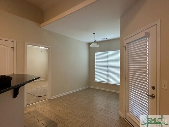 Building Photo - 121 Austin Way Rental
