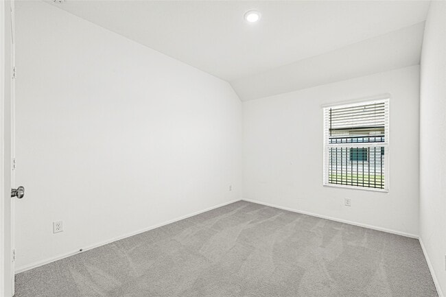 Photo - 2952 Cordova Hl Dr