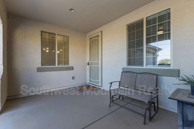 Photo - 17809 W Lincoln St