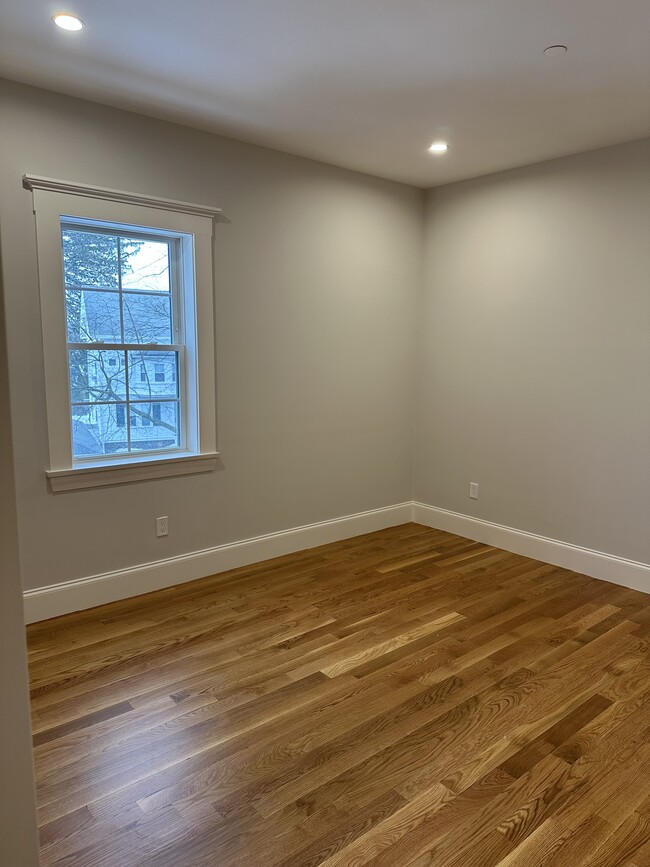 Photo - 36 Conant St