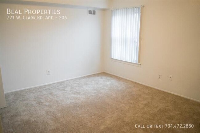 Photo - 721 W Clark Rd Unit 206