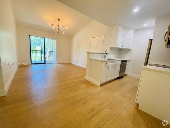 Building Photo - 10581 SW 155th Ct Unit 1227 Rental