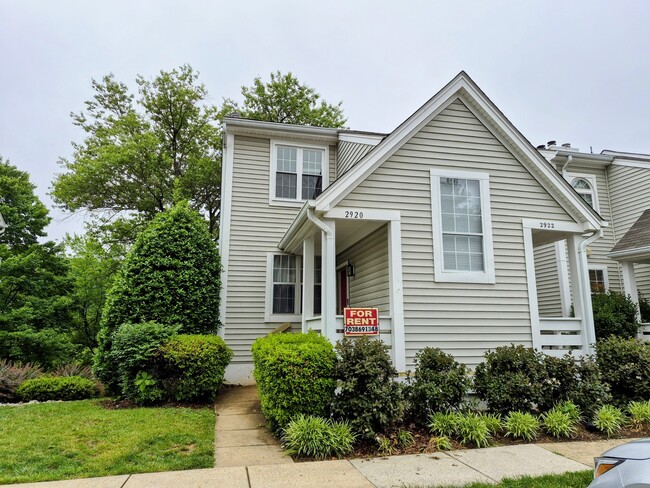 Building Photo - 2920 Yarling Ct Unit 2920