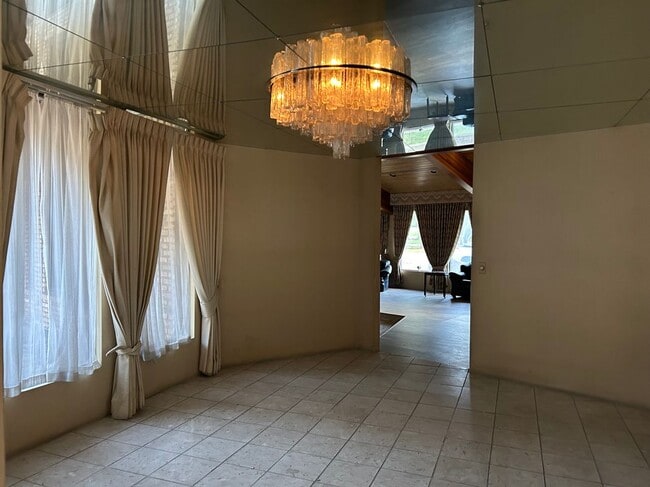 Photo - 108 Timberlake Ct