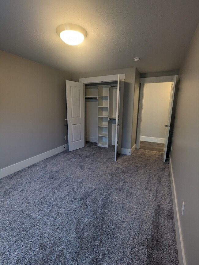 Bedroom 2 - 254 S. 1000 E. Unit B Unit Red Door Rental