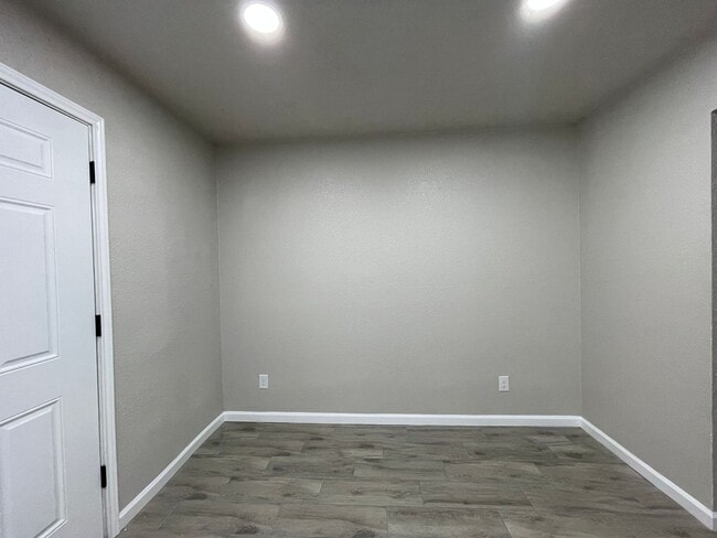 Photo - 6019 Bedford Dr