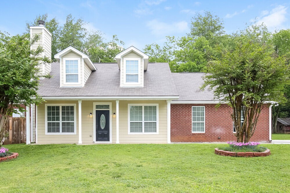 Photo - 1102 Burlington Ct