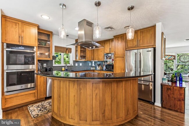 Photo - 1506 Woodacre Dr