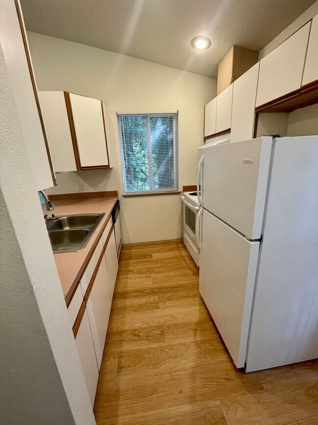 Photo - 2-Bedroom Apartment near Walking Trails and Whatcom Falls Park Unidad # 201