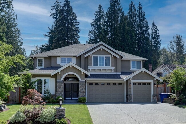 Photo - 804 200th Ave SE