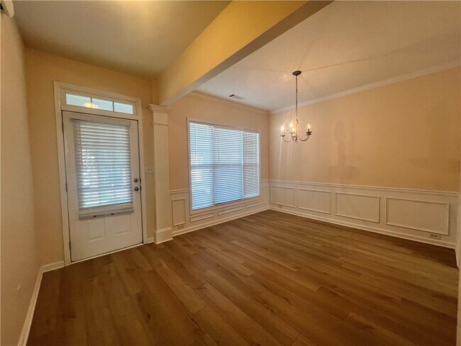 2233 Worrall Hill Dr