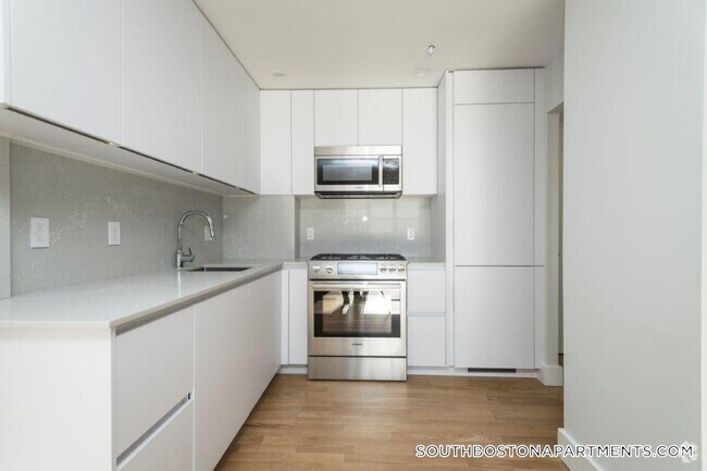 Building Photo - 1410 Columbia Rd Rental
