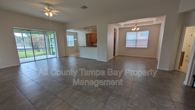 Photo - 17449 New Cross Cir