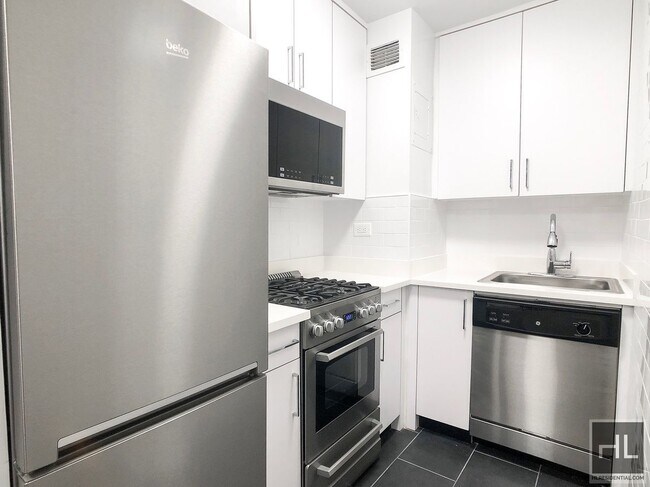 Photo - EAST 56 STREET Unit 1J