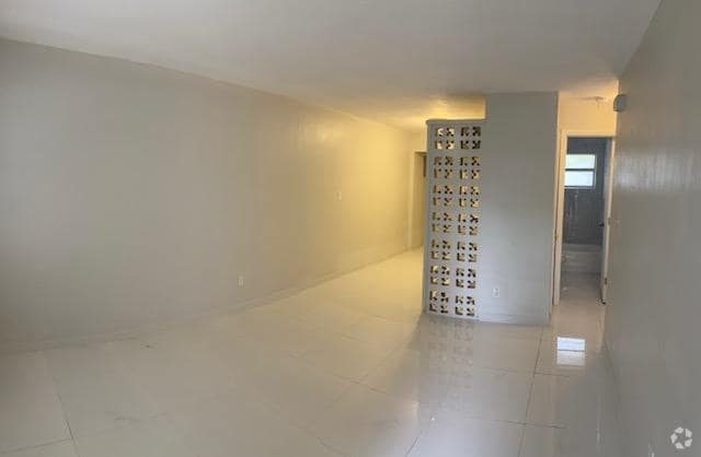 Building Photo - 721 NW 4th Ave Rental