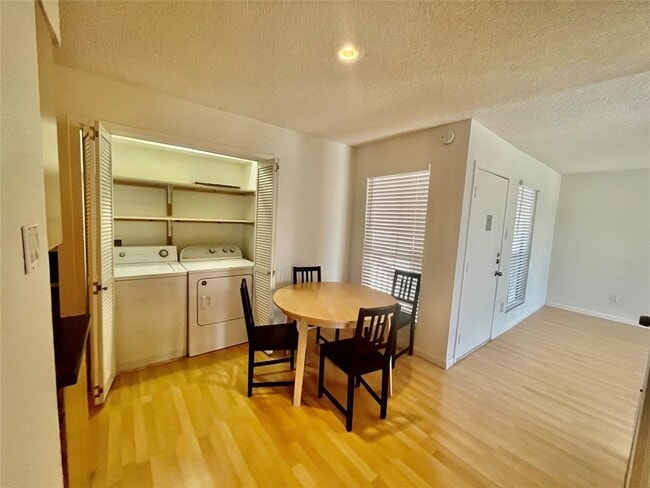 Photo - 1500 Bay Area Blvd Unidad 254