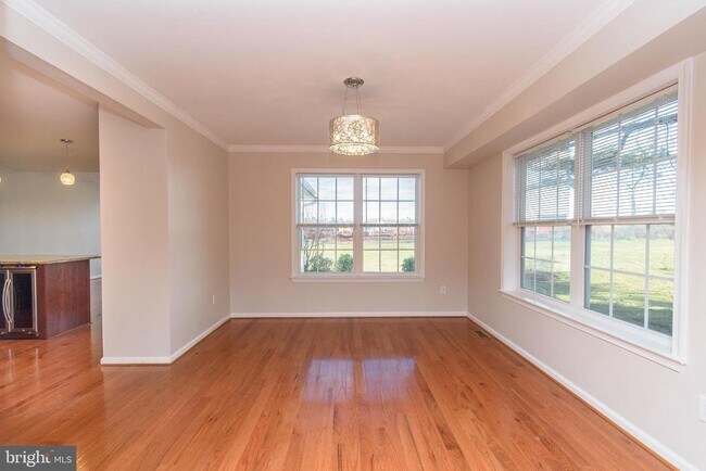 Photo - 521 Dogwood Dr