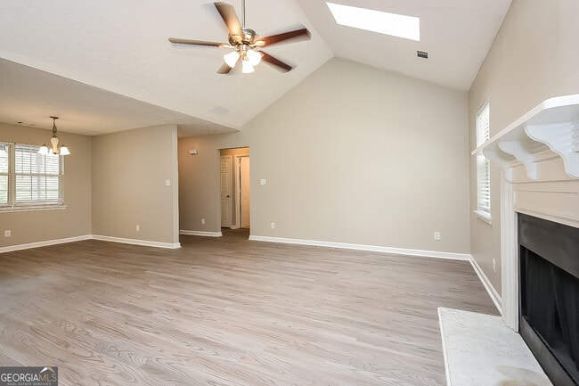 Photo - 1635 River Glen Rd