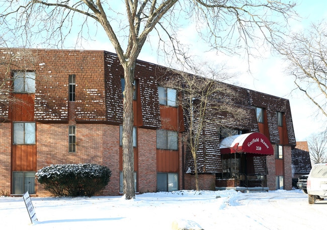 Garfield Manor Apartments - Garfield Manor Apartments