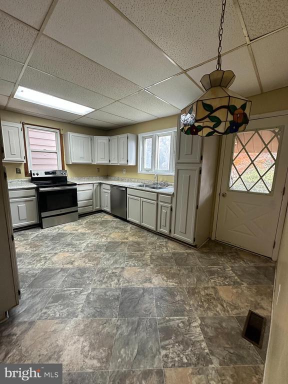 Photo - 303 Harrison St