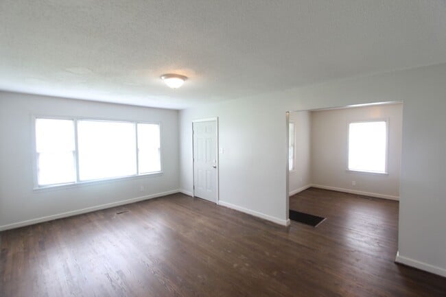 Photo - New On The Market! Totally Renovated! Chec...