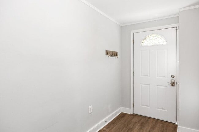 Photo - 407 Hawke St