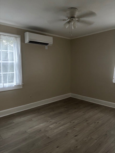 Photo - 1908 E Holly St