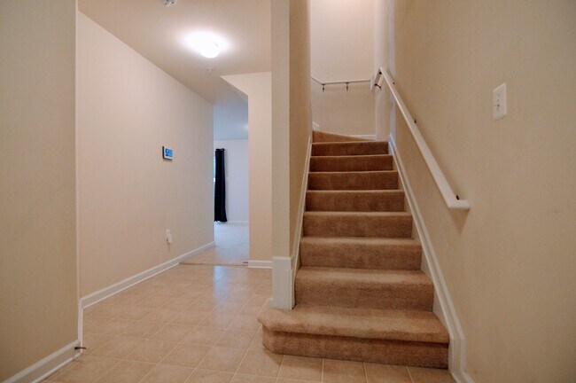 Entryway - 11696 Palm Desert Pl Casa Adosada