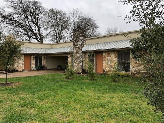 Photo - 2008 Conestoga Trail