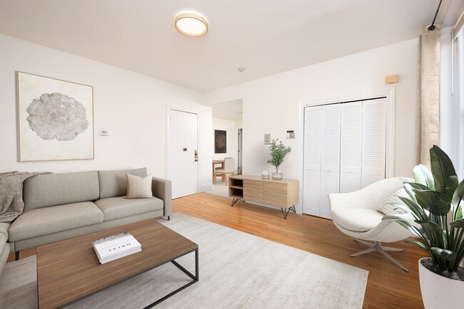 Photo - 362 Commonwealth Ave Unit 4E