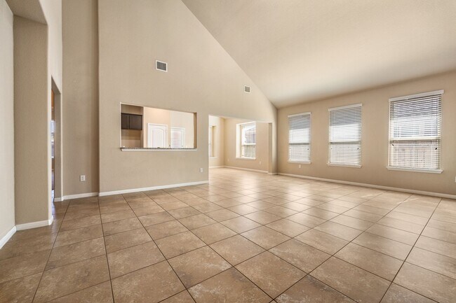Photo - Spacious Home in Rancho Sienna!!!