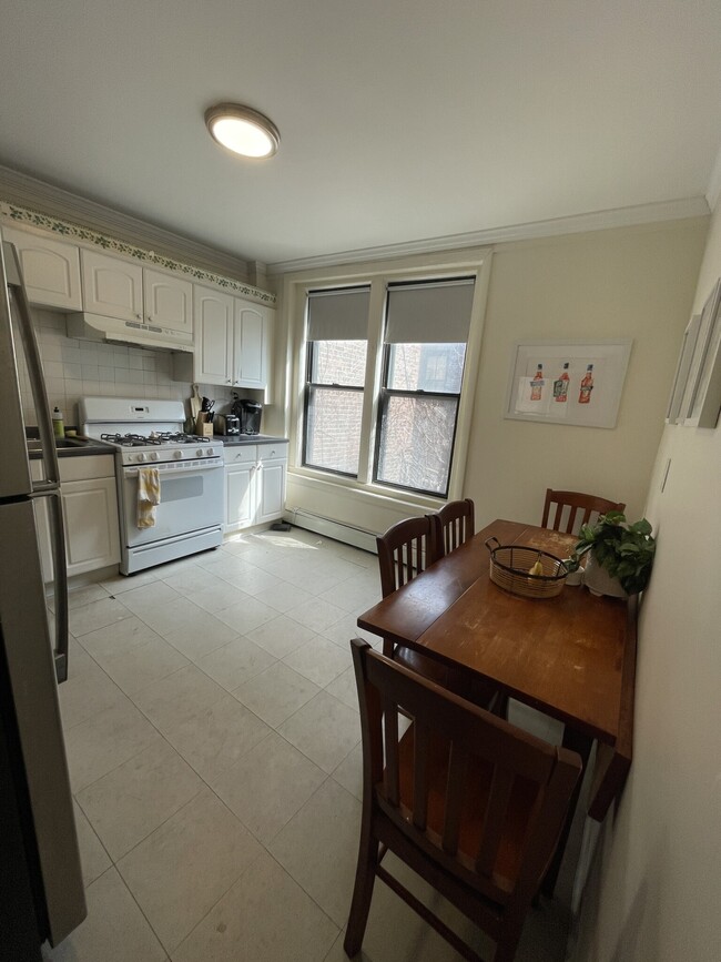 Photo - 260 Shawmut Ave Unit 1