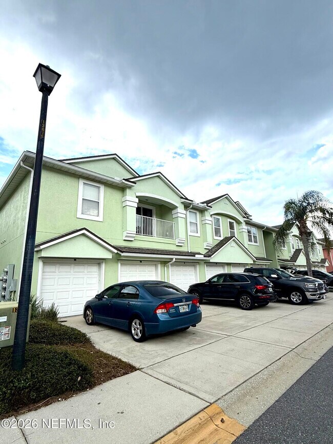 13819 Herons Landing Way Unit 4