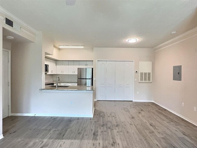 Photo - 1 Bedroom 1 Bathroom condo in luxury gated community