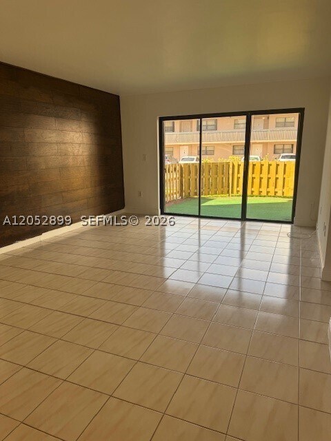 Photo - 280 W Park Dr Unit 105-6