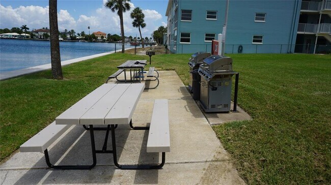 Photo - 300 64th Ave Unit 322