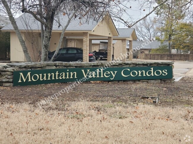 Building Photo - 605 Cooper Estates Dr Unit 605 Cooper Estates #18 Rental