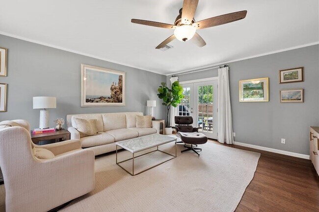 Photo - 2609 Friar Tuck Ln