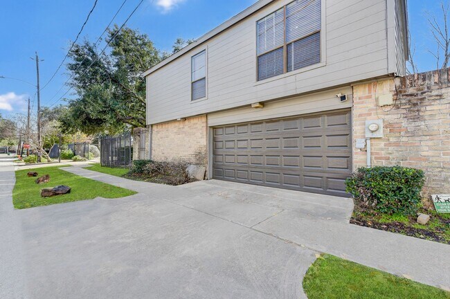 Photo - Museum District: Chic 2-Story newly update...