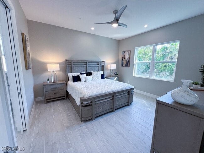 Building Photo - 262 Indies Dr E Unit 201