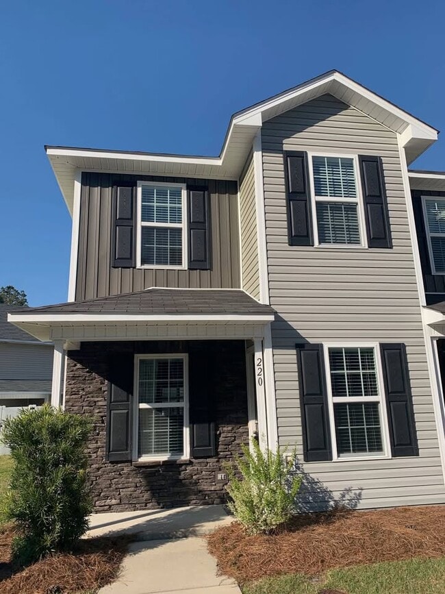 Photo - 220 Grove Ln Townhome
